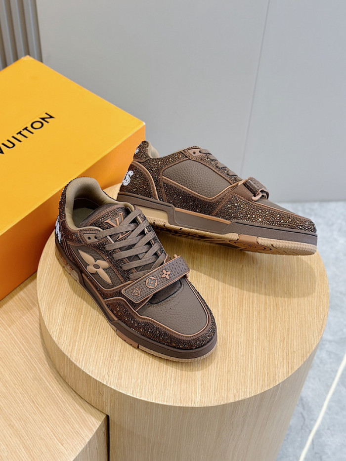L&V SNEAKERS