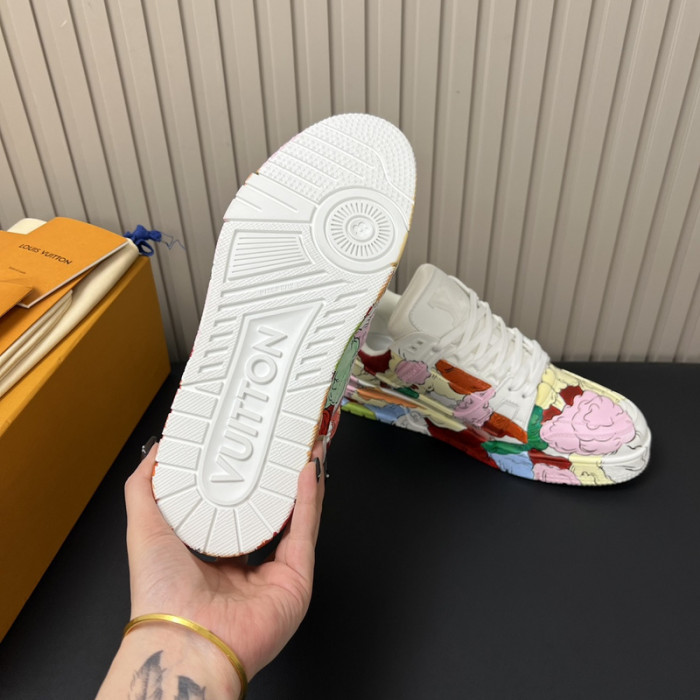 L&V SNEAKERS