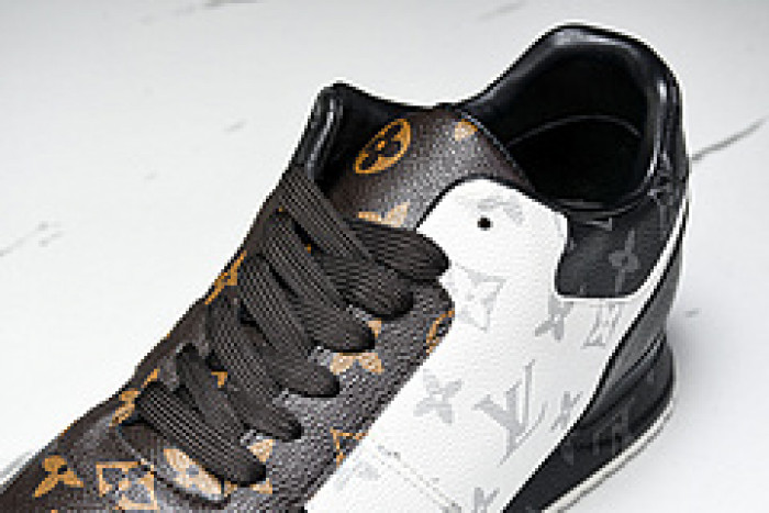 L&V SNEAKERS