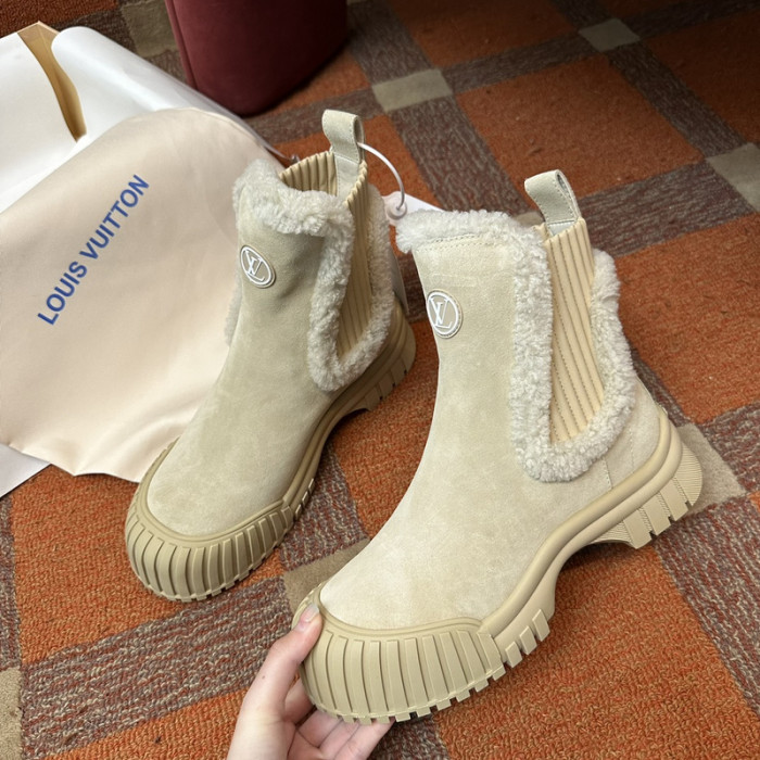 L&V SNEAKERS
