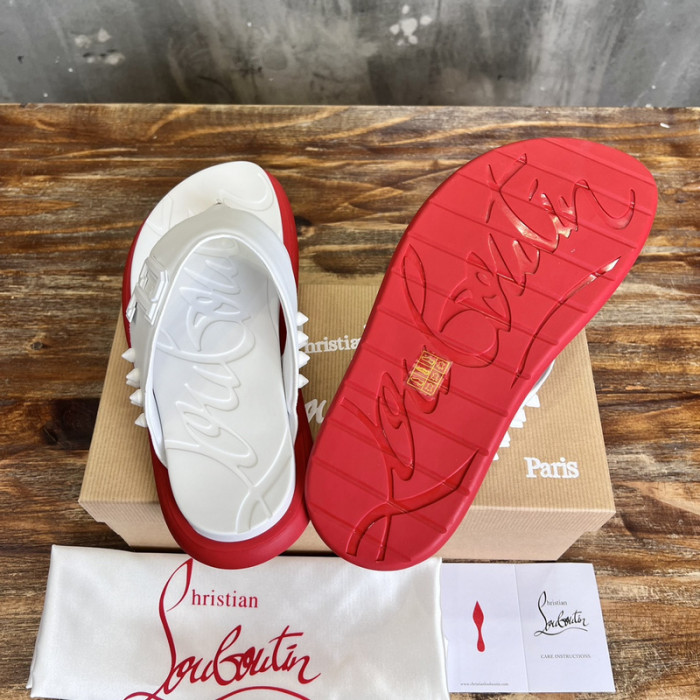 CL SLIPPERS