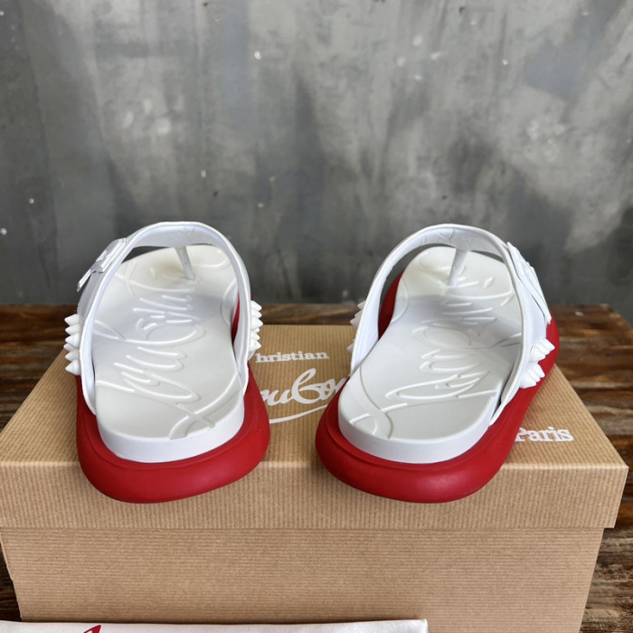 CL SLIPPERS