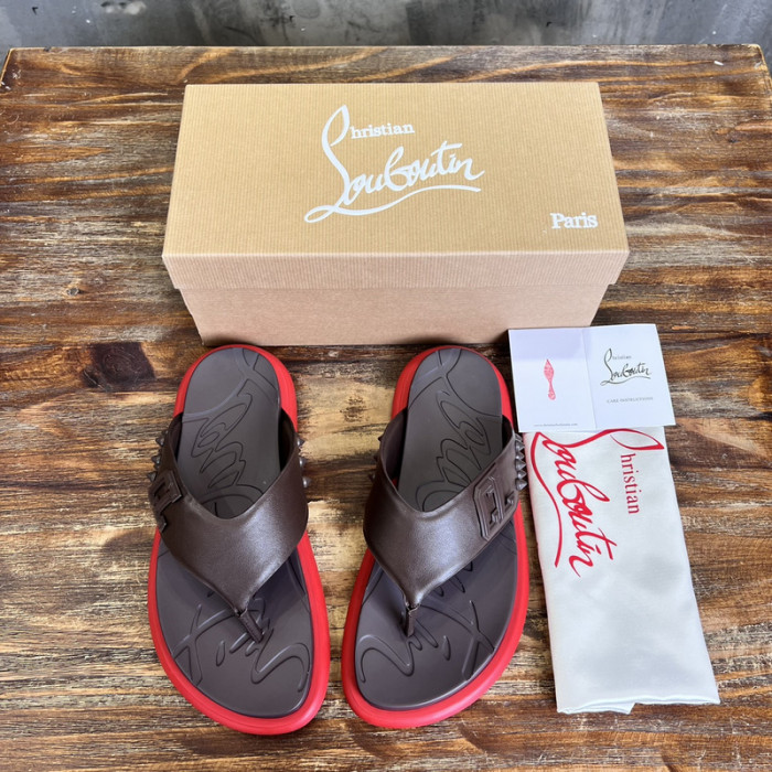 CL SLIPPERS