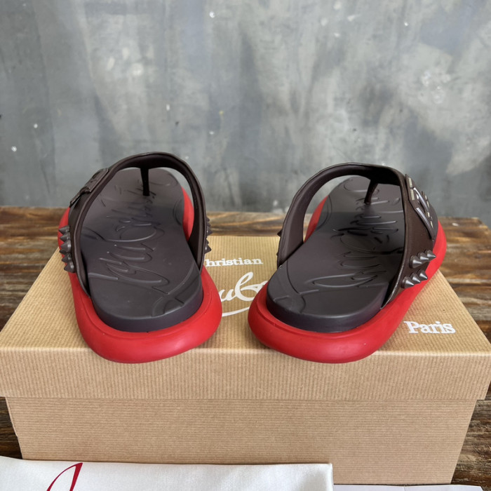 CL SLIPPERS