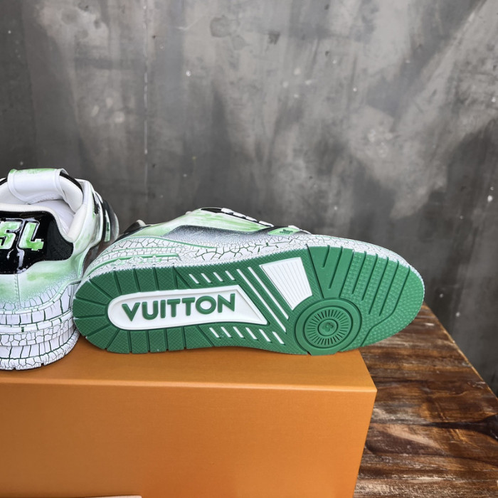 L&V SNEAKERS