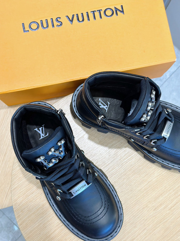 L&V SNEAKERS