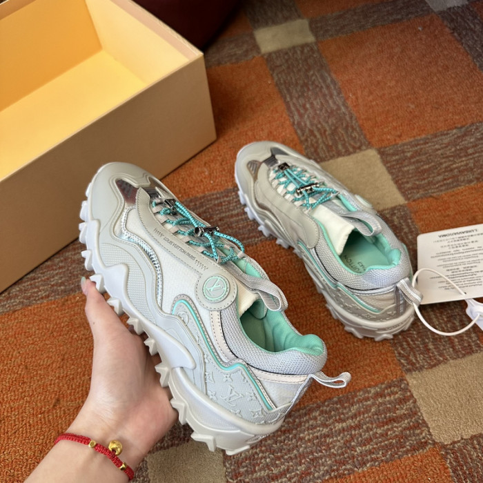 L&V SNEAKERS