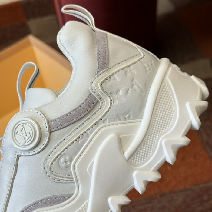 L&V SNEAKERS