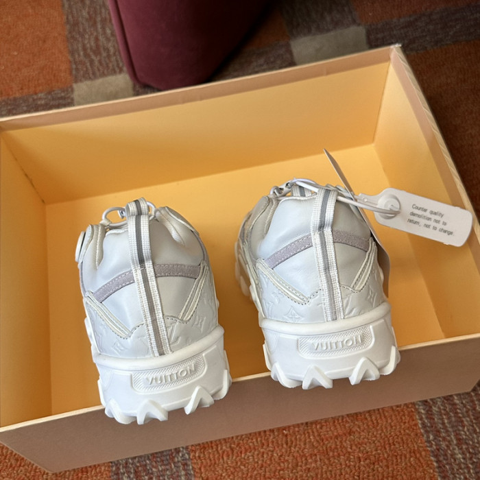 L&V SNEAKERS