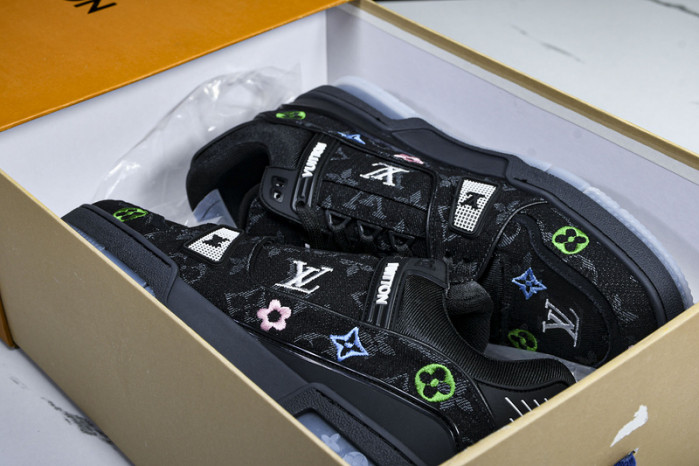L&V SNEAKERS