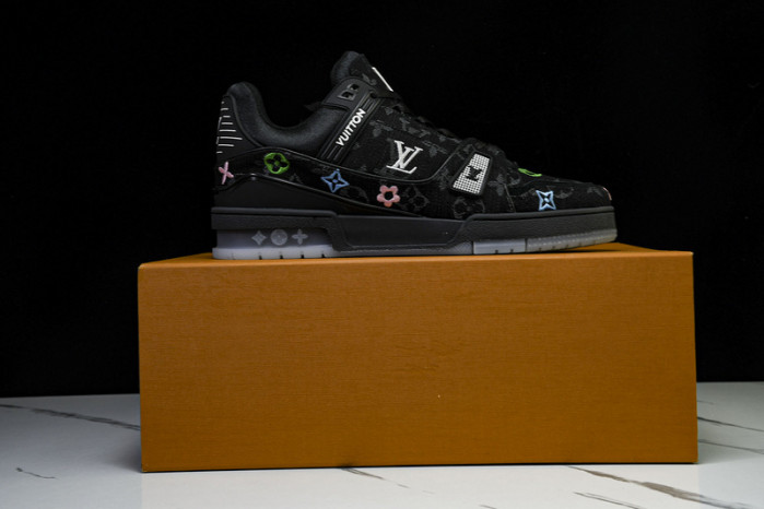 L&V SNEAKERS