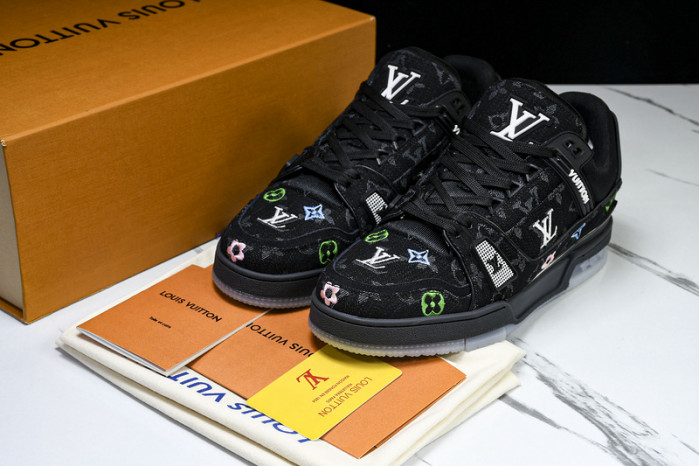 L&V SNEAKERS