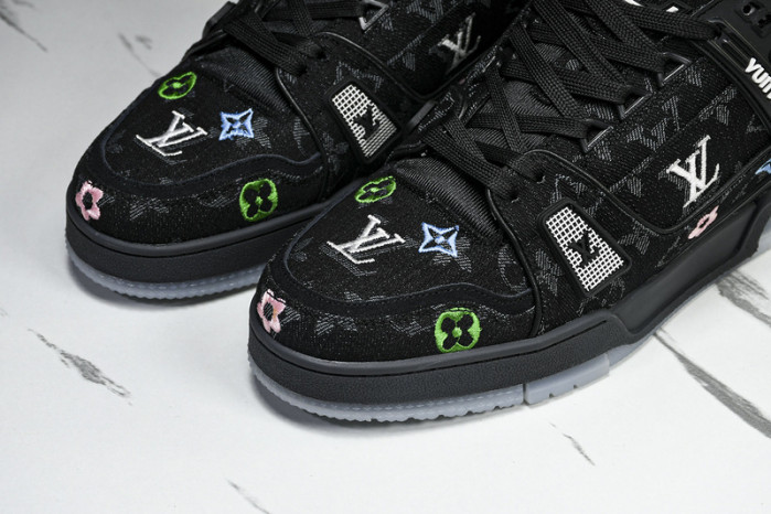 L&V SNEAKERS