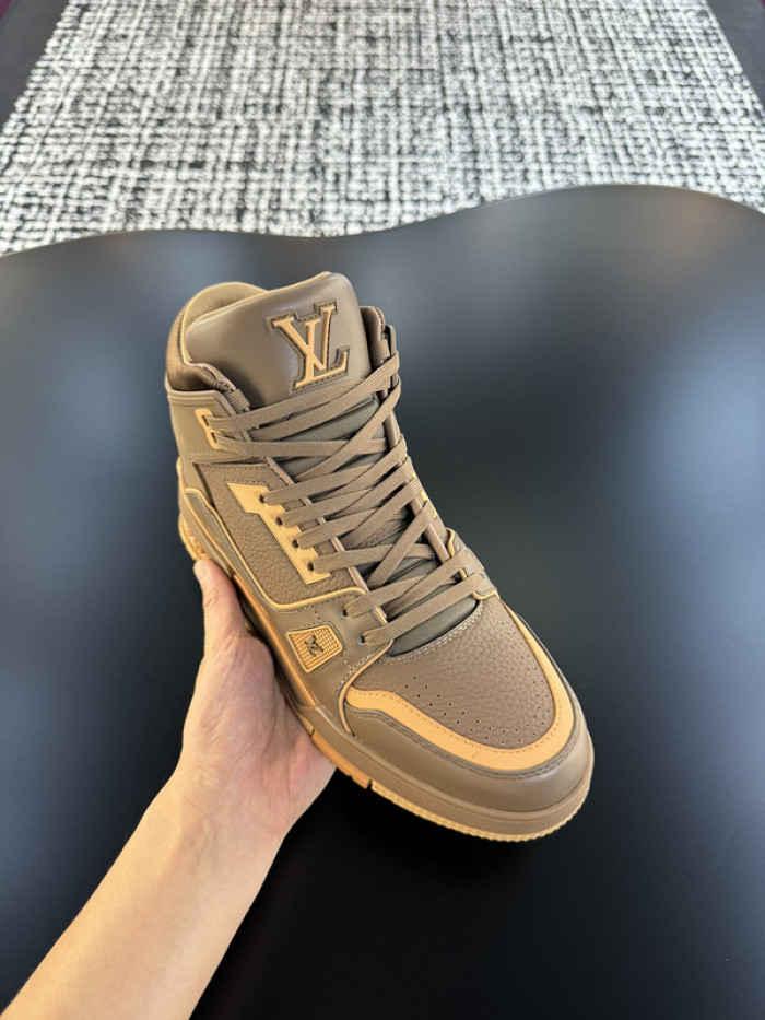L&V SNEAKERS