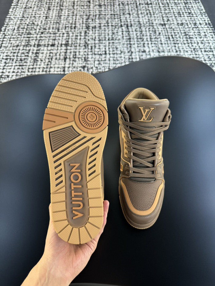 L&V SNEAKERS