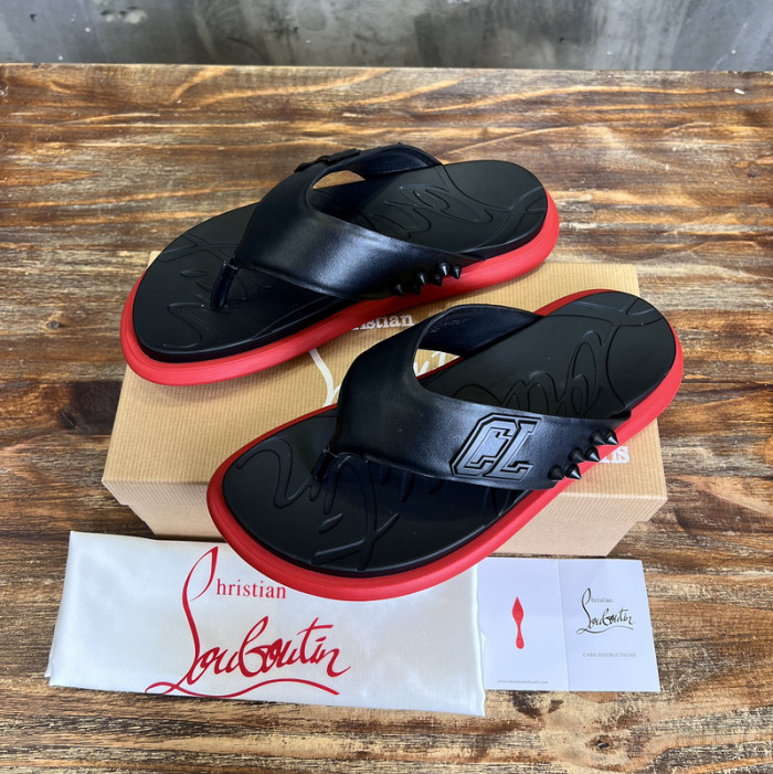 CL SLIPPERS