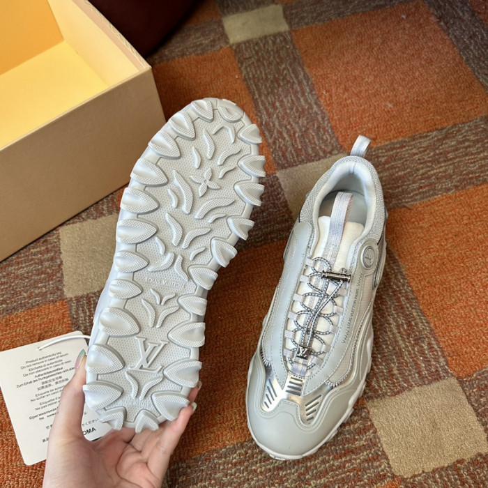 L&V SNEAKERS