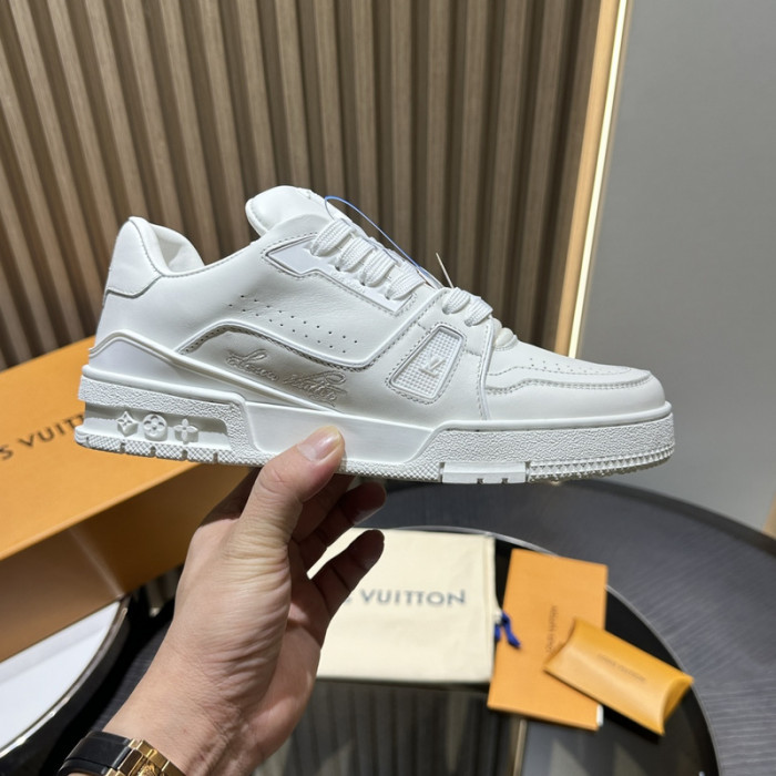 L&V SNEAKERS