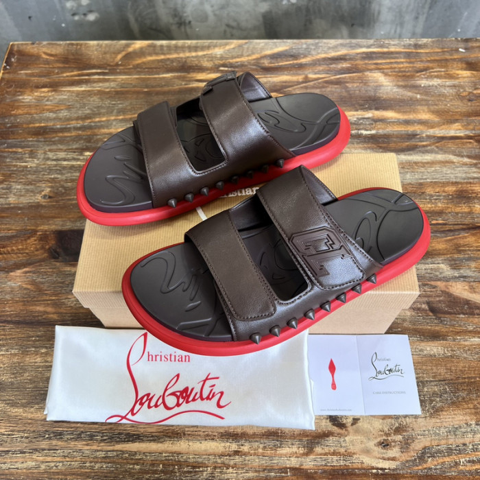 CL SLIPPERS
