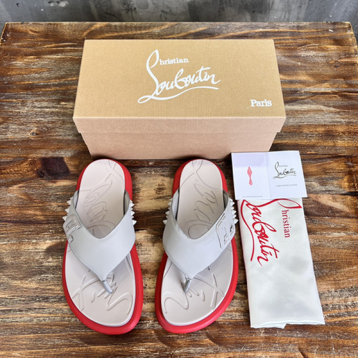 CL SLIPPERS